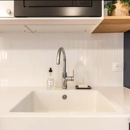 Premium With Terrace - 4 Guests Lägenhet